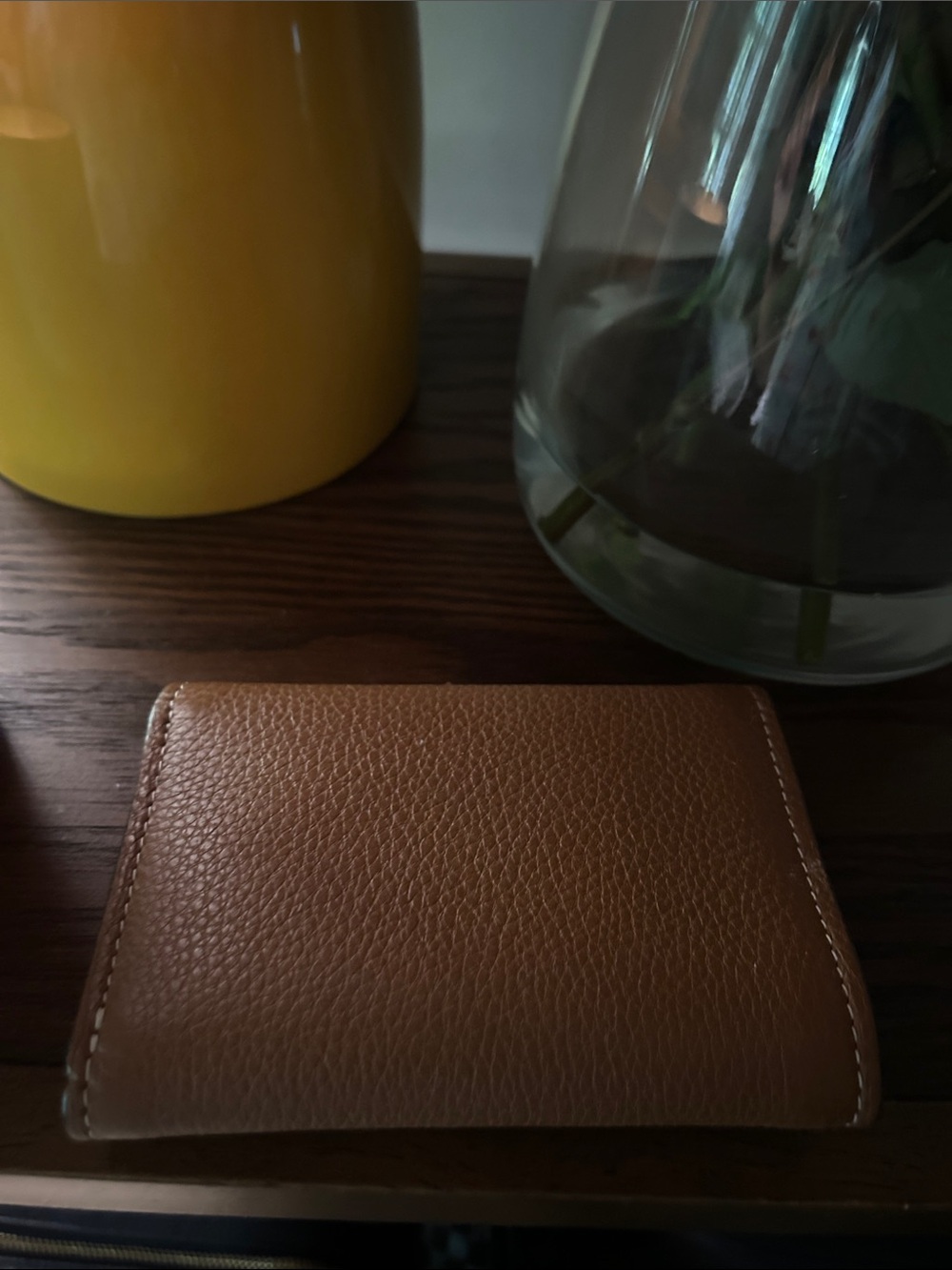 Tory Burch Brown Leather Wallet with Gold Logo - Picture 6 of 6